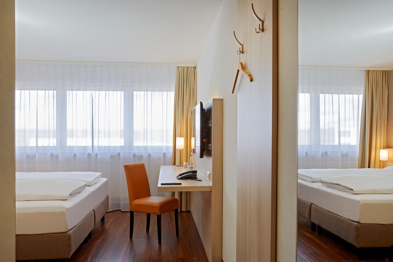 Hotel H+ Stuttgart 4*